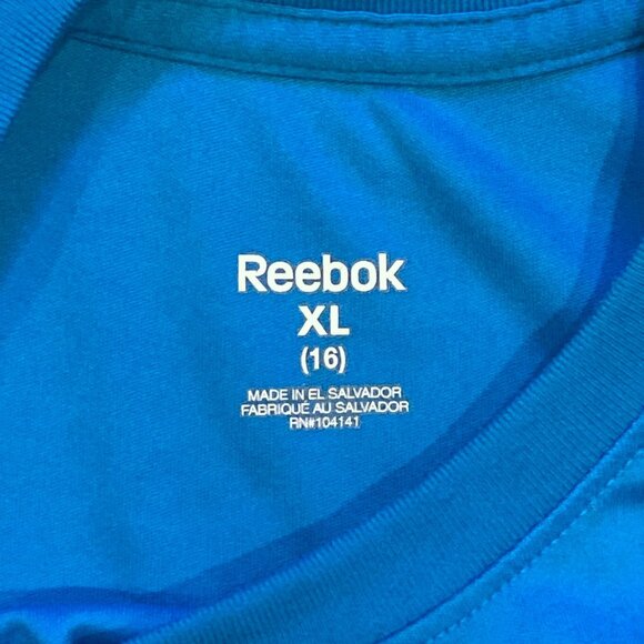 Reebok T-shirt, Girls 16 XL, Cupcake Volleyball Tee "Best Served with Sprinkles" - Picture 5 of 6